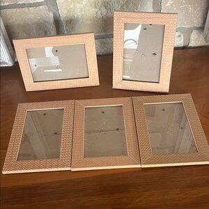 NWOT Elegant Tan Photo Woven Frame Set (5)